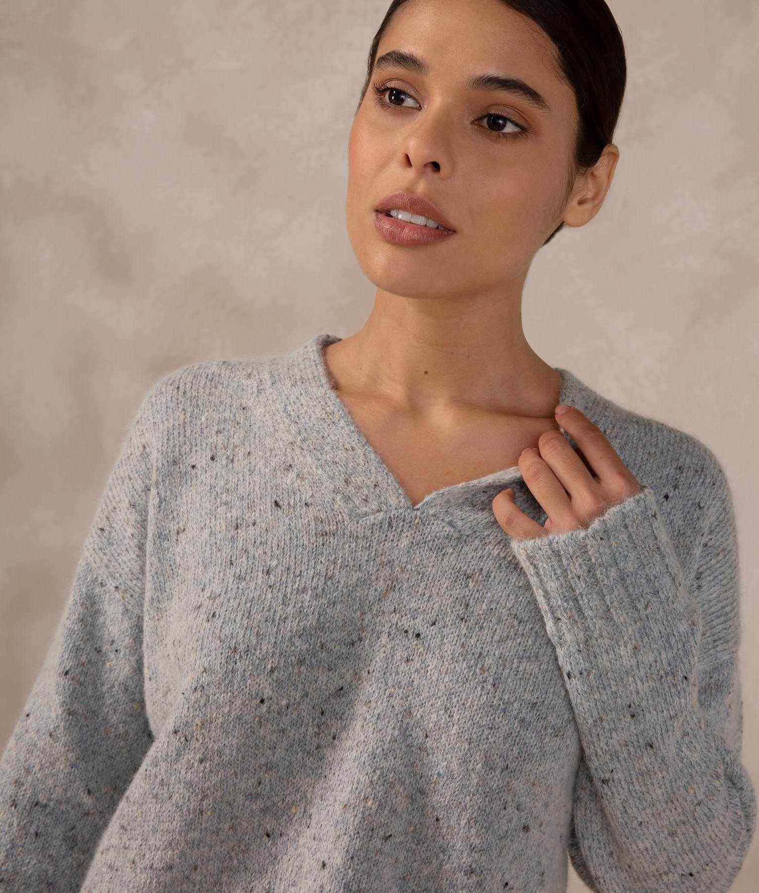 Chompa Easy Fit Cuello V - Azul Balada
