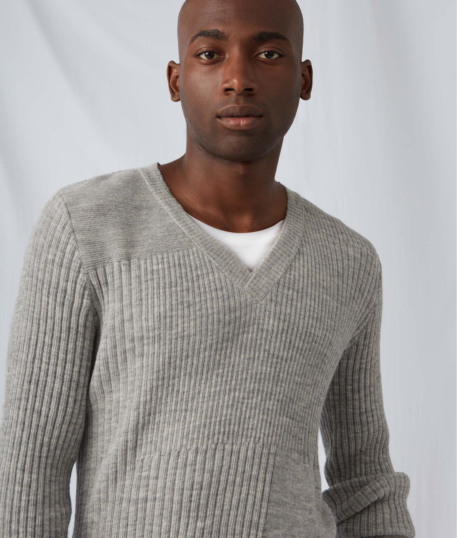 Chompa Vee Neck Heavy Rib