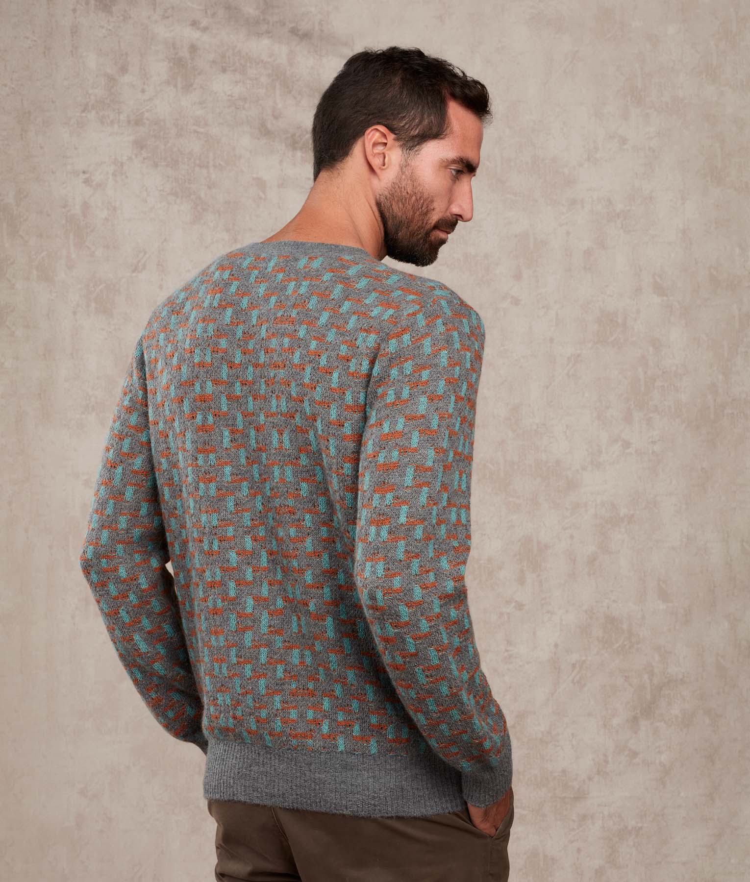 Chompa Jacquard Romboss