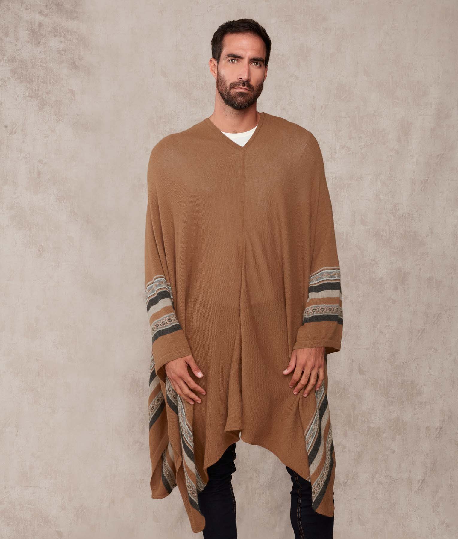 Poncho Montañero - Ardilla Y Espresso