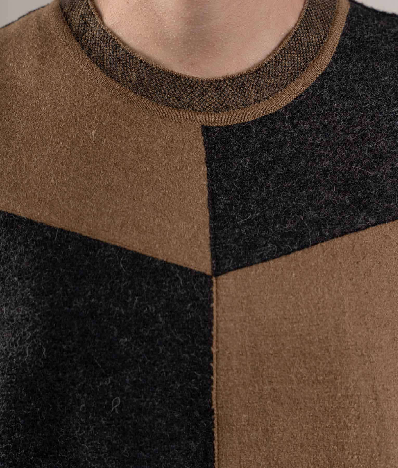 Chaleco Cuello Redondo - Coco Tostado Y Pirata Negro