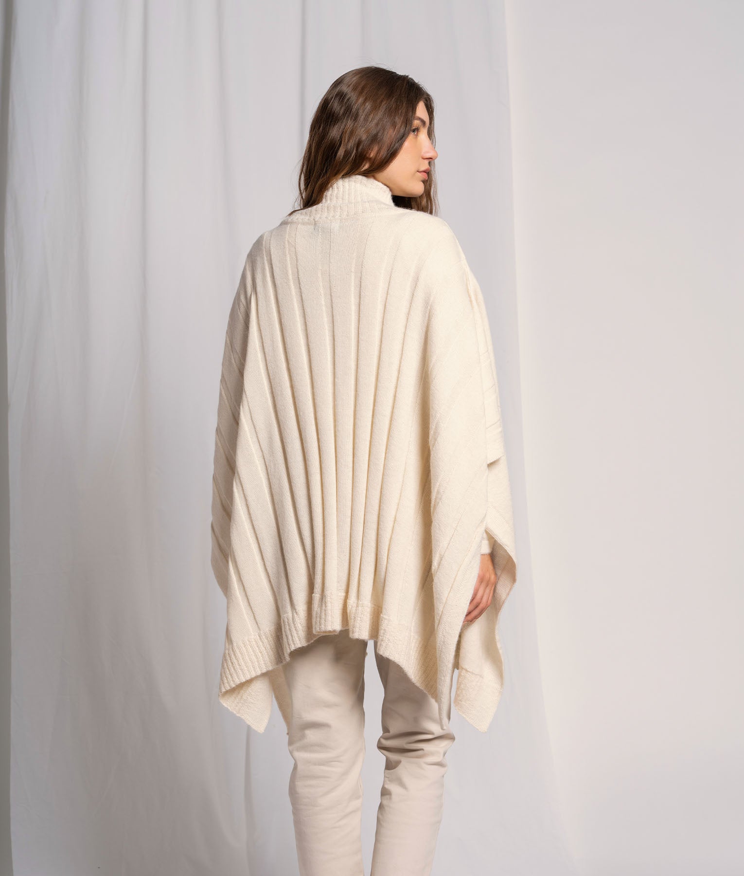 Poncho De Cuello Alto A Medida