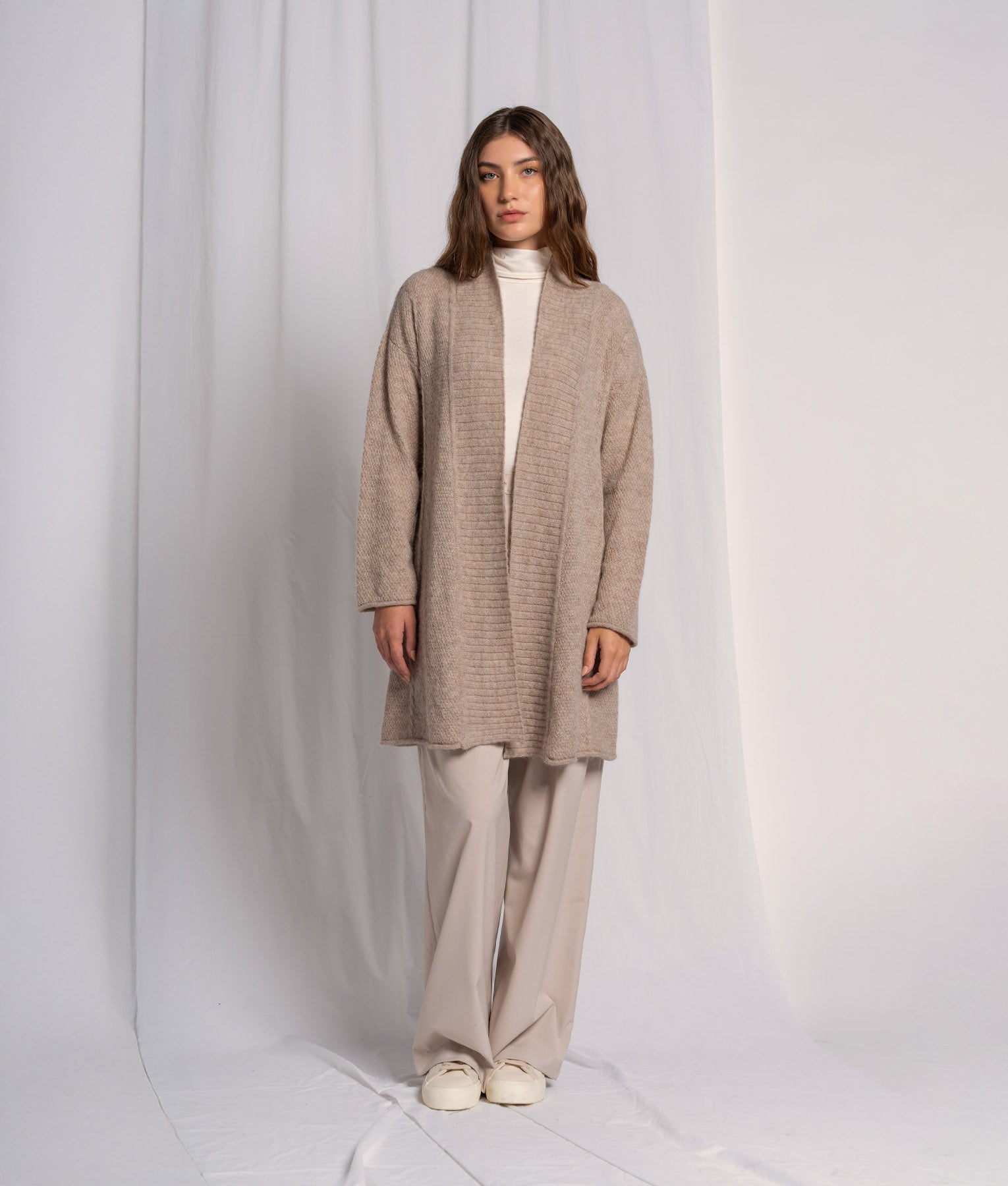 Cardigan Largo Con Detalles