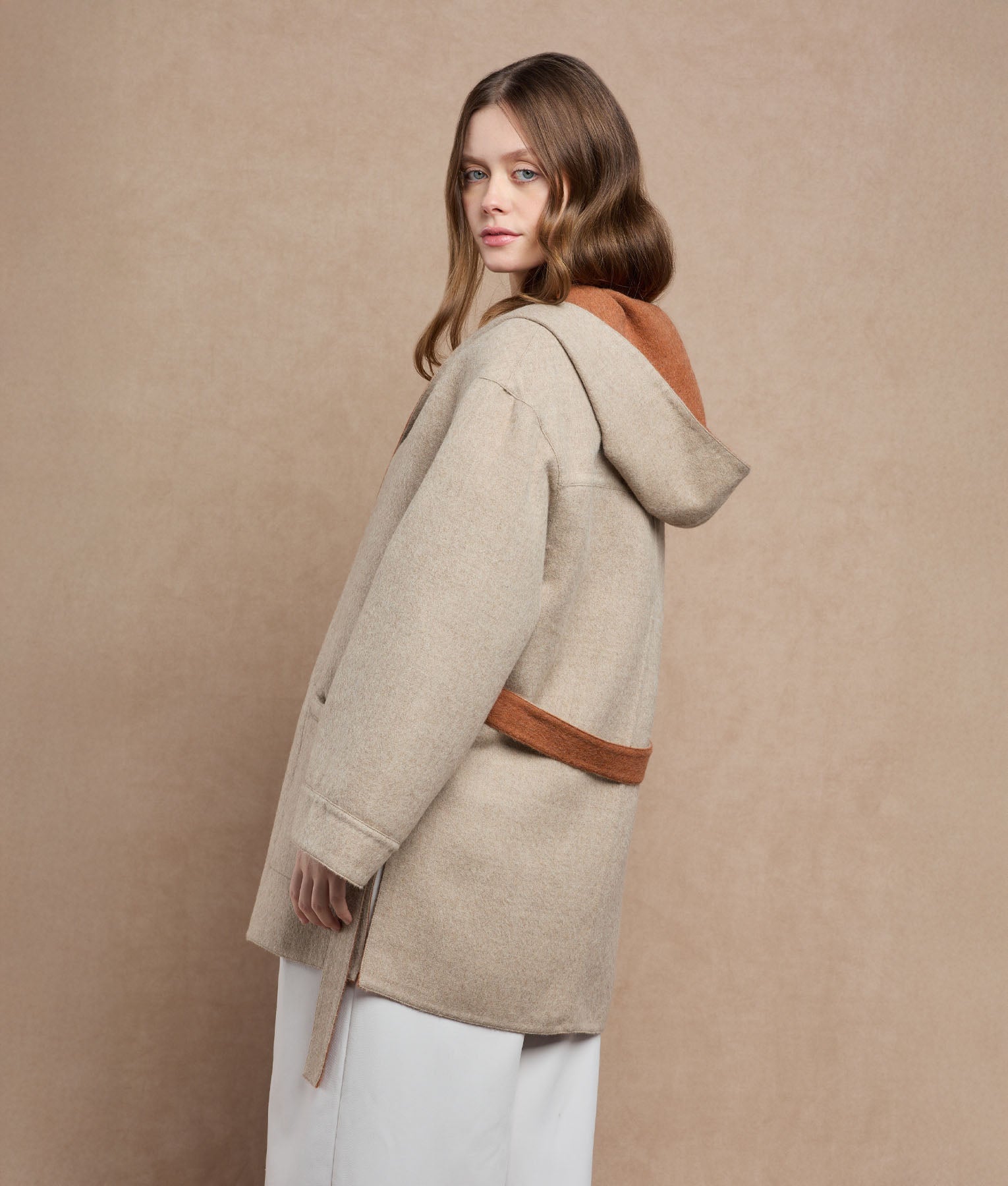 Abrigo Corto Con Cinturón - Marrón Óxido Y Brandy