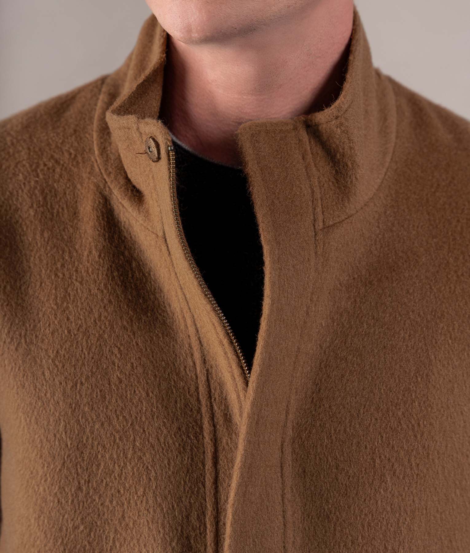 Abrigo Con Bolsillos Cargo - Coco Tostado