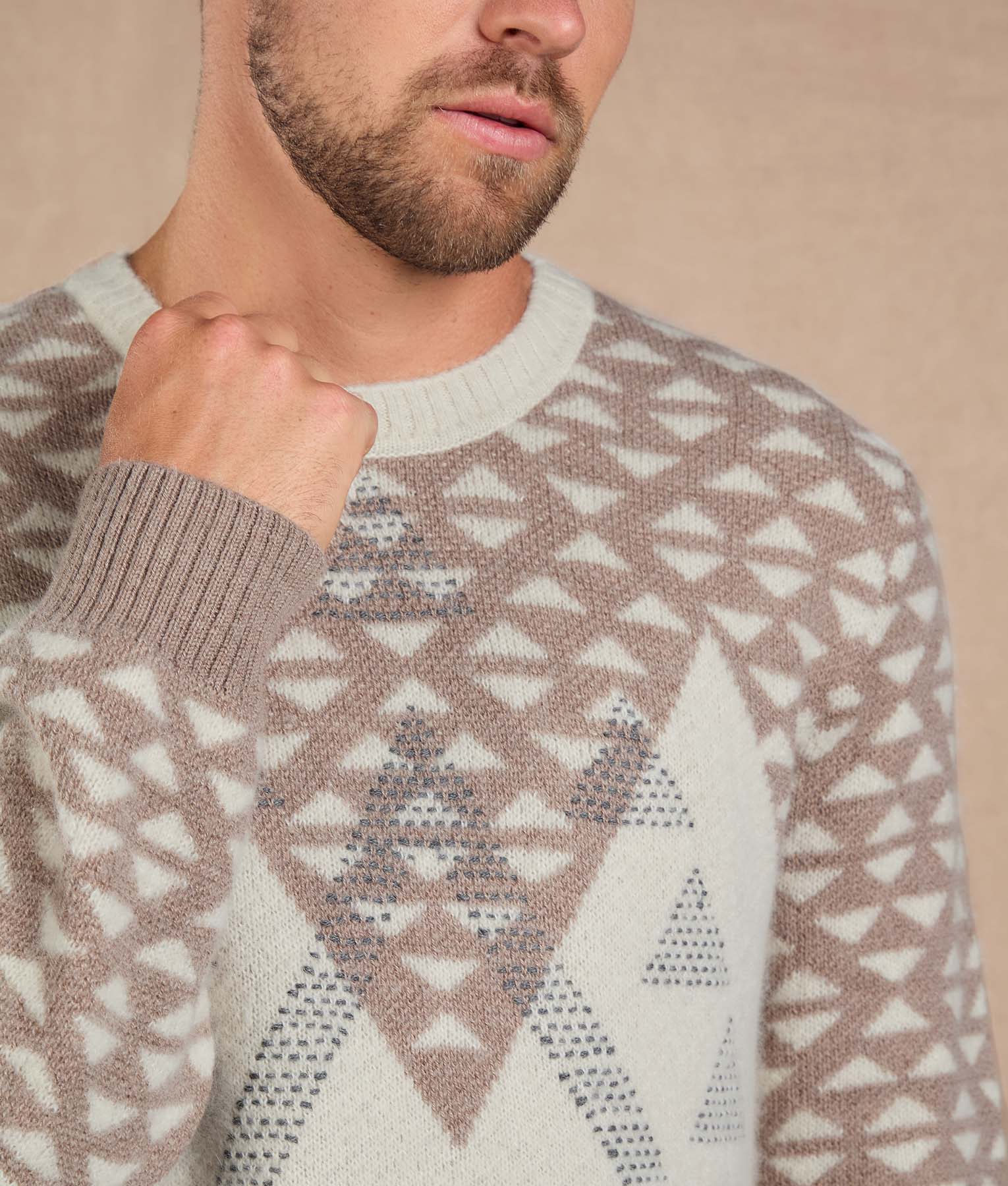 Chompa beige natural y blanco brillante