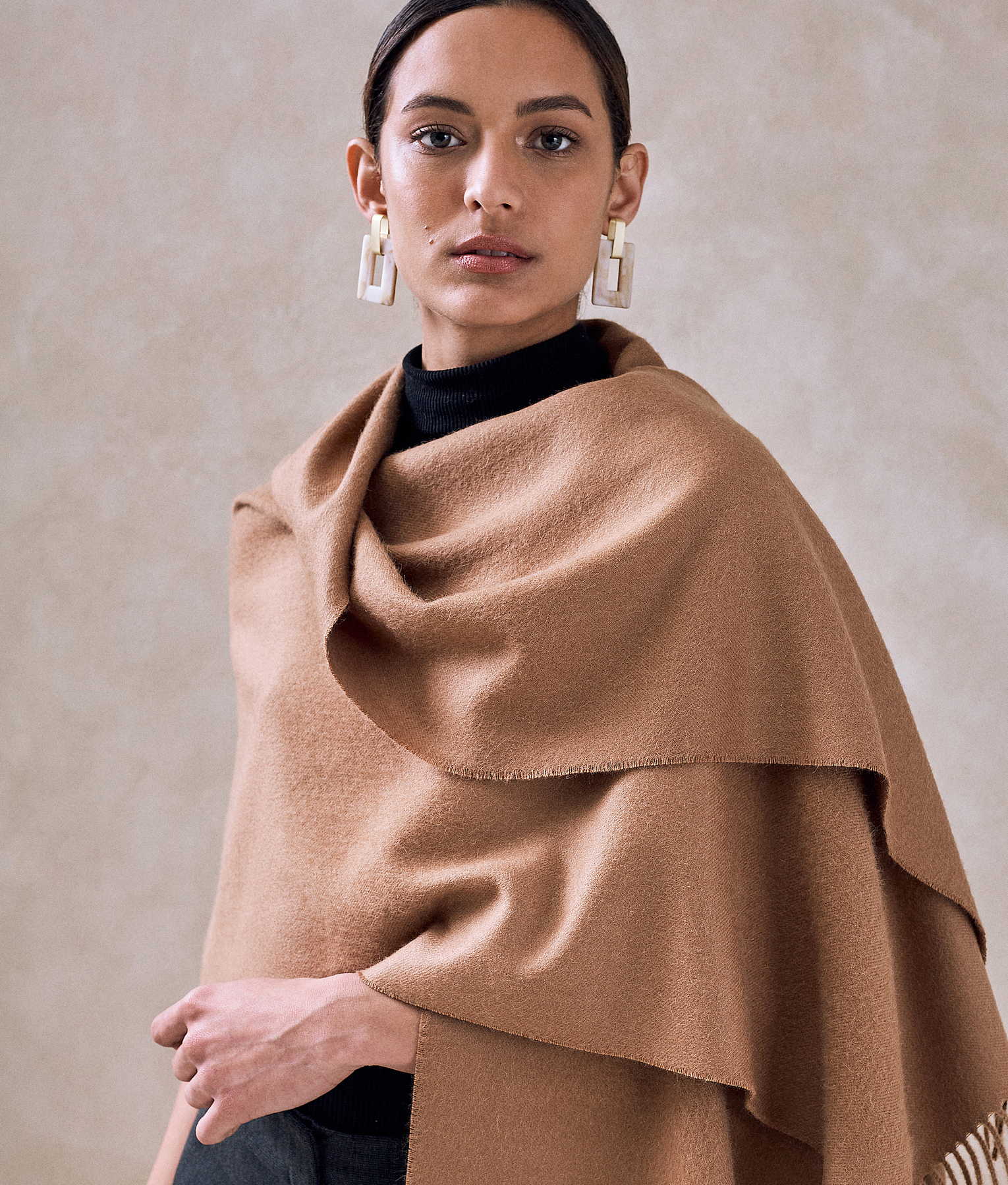 Estola Perchada - Tabaco Marron