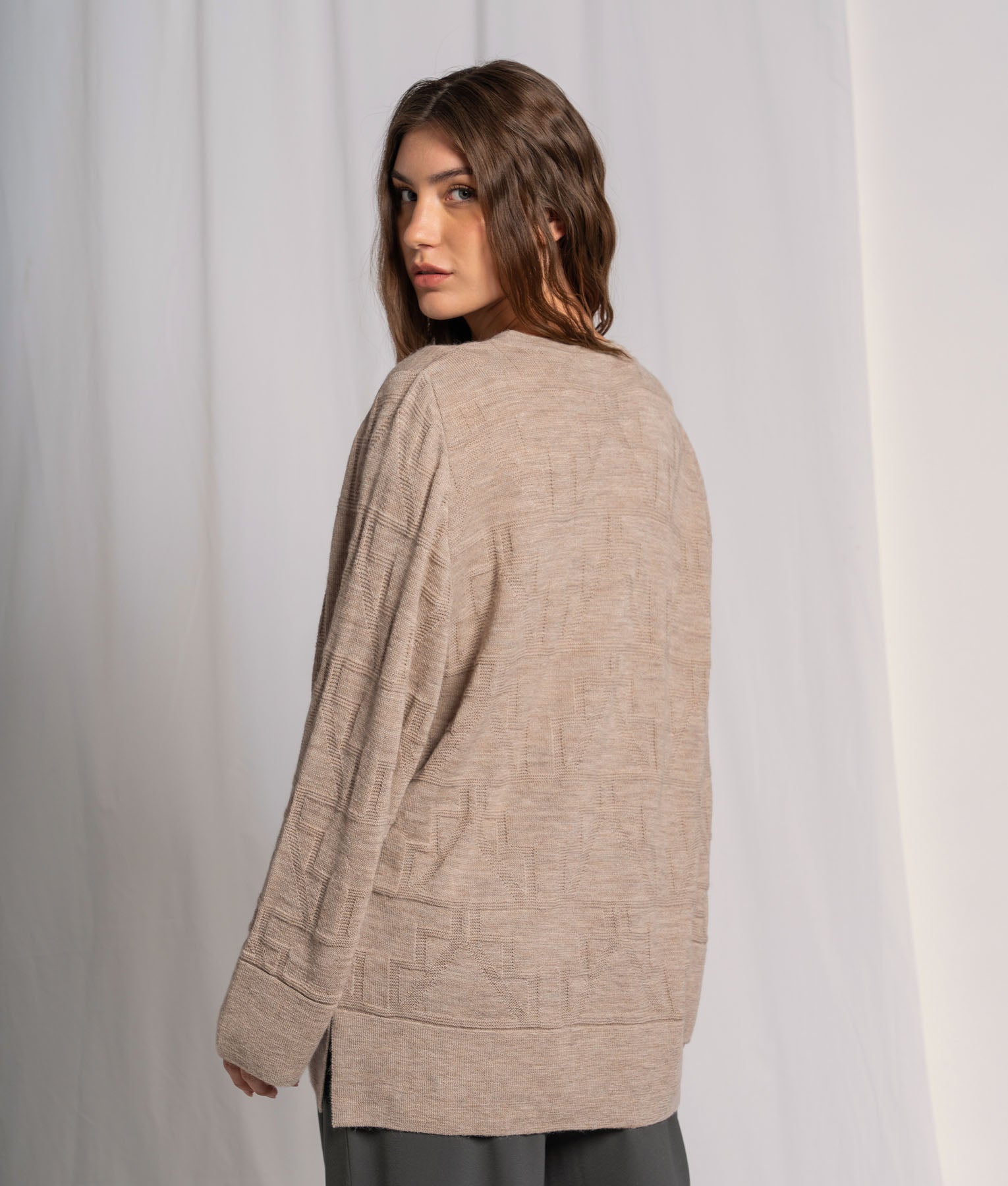 Chompa Jacquard Monocolor Oversize