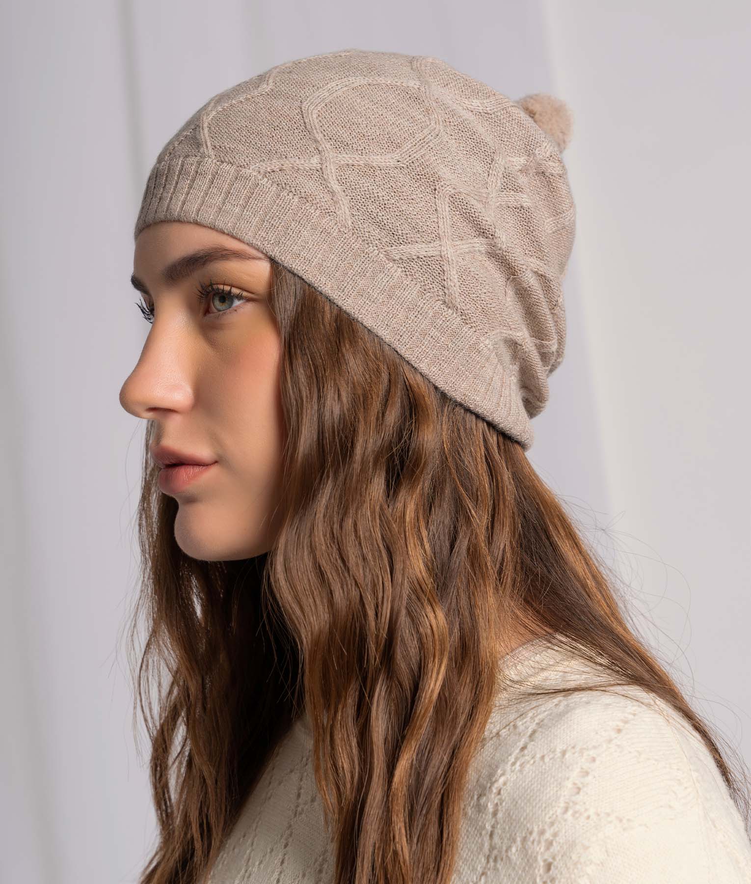 Gorro Trenzas Con Pompom