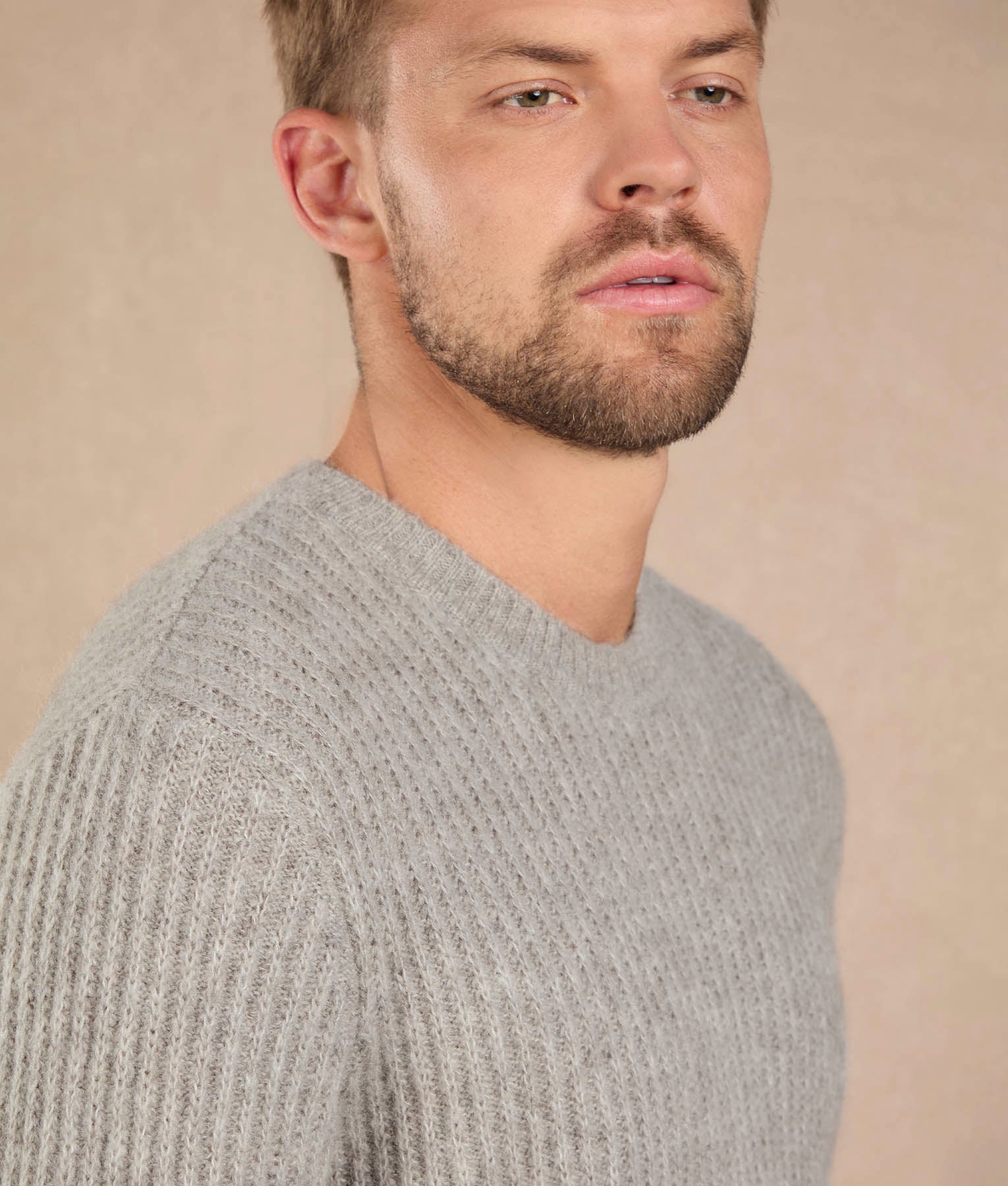 Chompa Luxury Gris Cálido