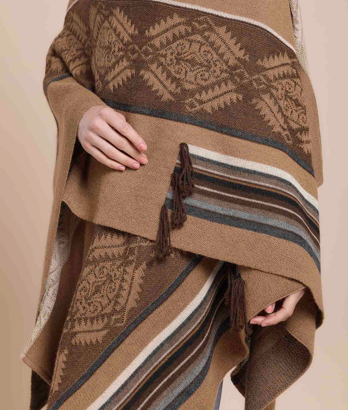 Capa Jacquard de Rayas Irregulares