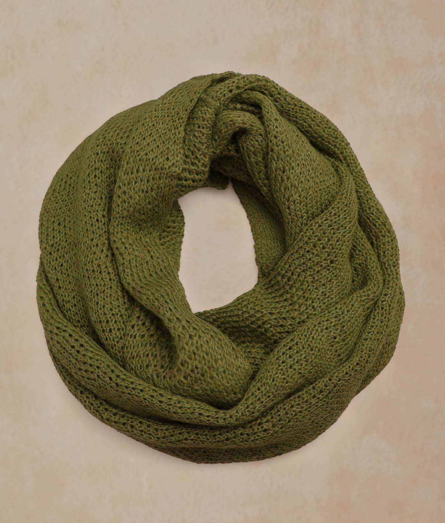 Verde Olivo Infinity Scarf