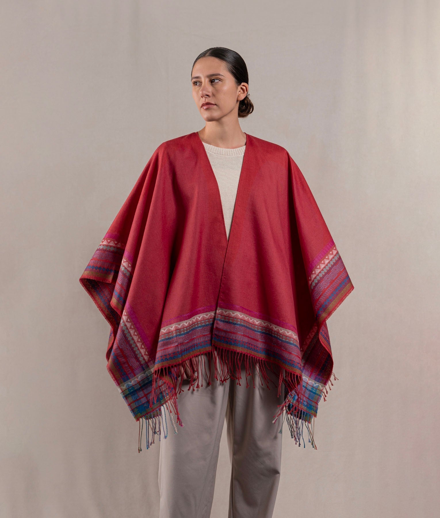 Capa Jacquard El Pueblo Rojo Guinda