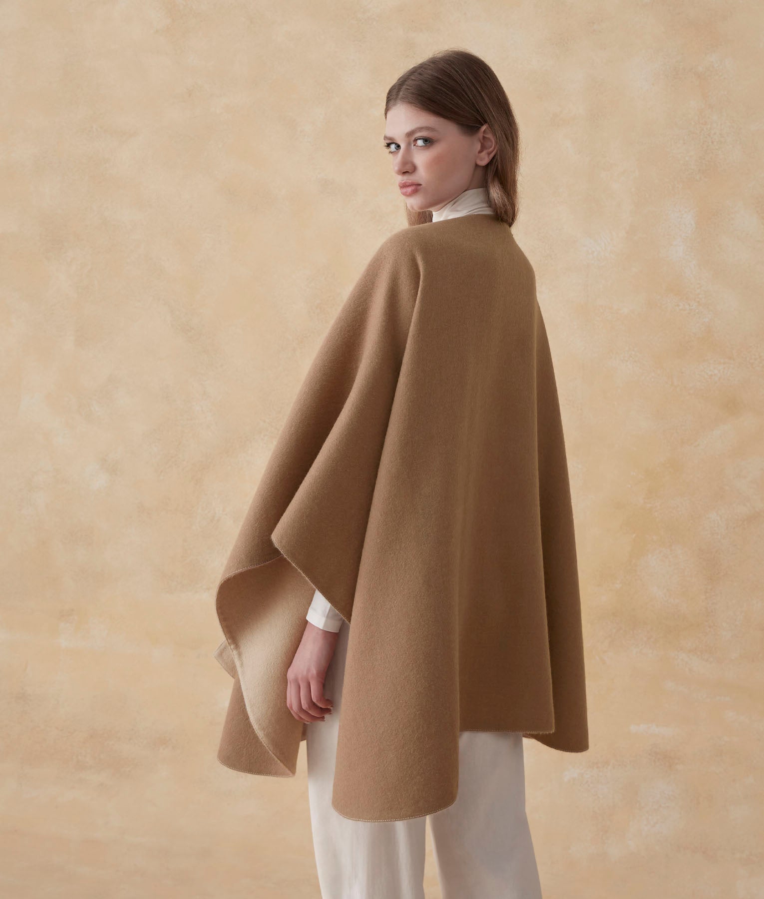 Ruana Reversible Baby Alpaca