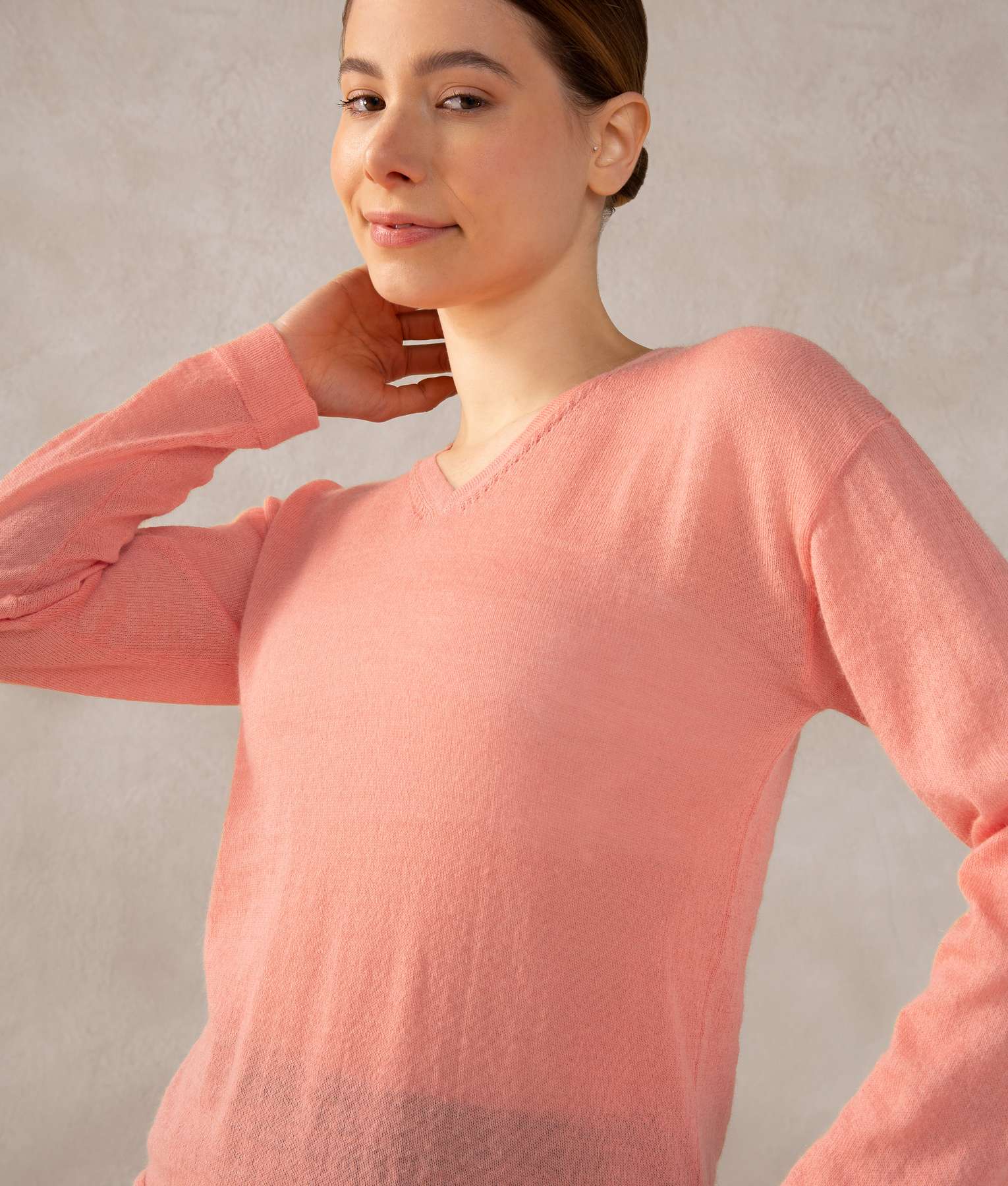 Chompa Basica Cuello V - Rosa Loro