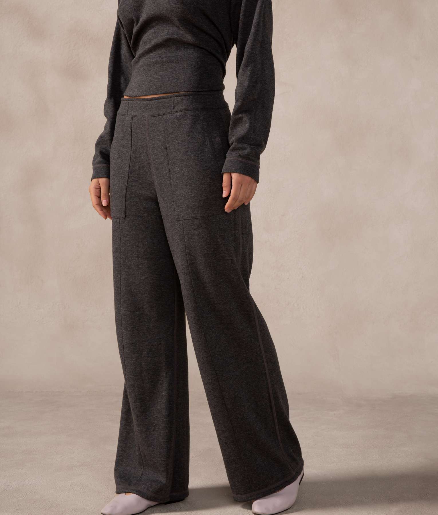 Pantalon Basico Estrecho - Oliva Noche Y Gris Castlerock