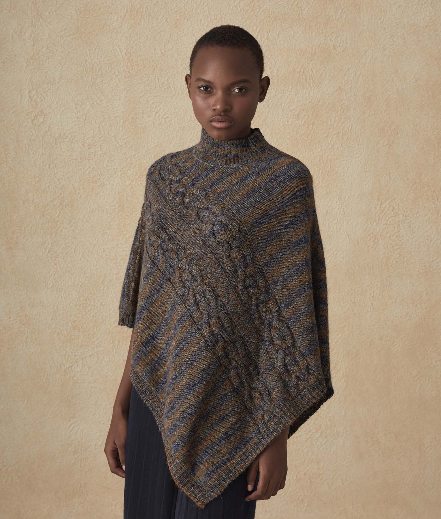 Poncho Con Cierre - Oro Inca Y Lazo Azul