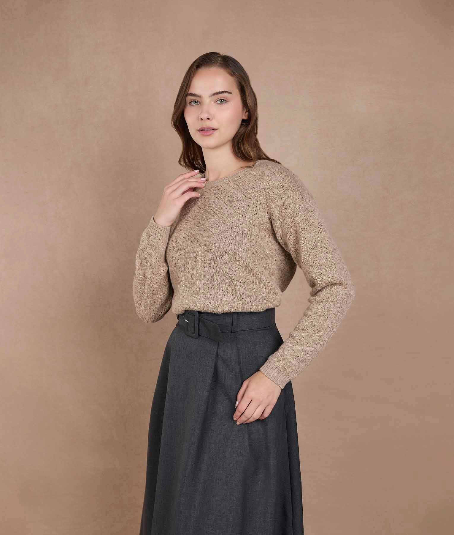 Chompa beige natural con flores