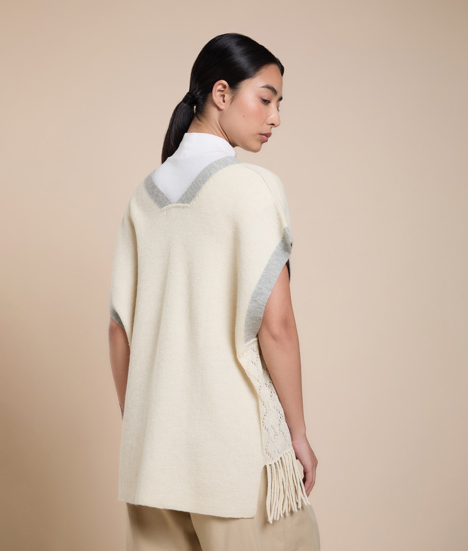 Poncho Largo con Flecos