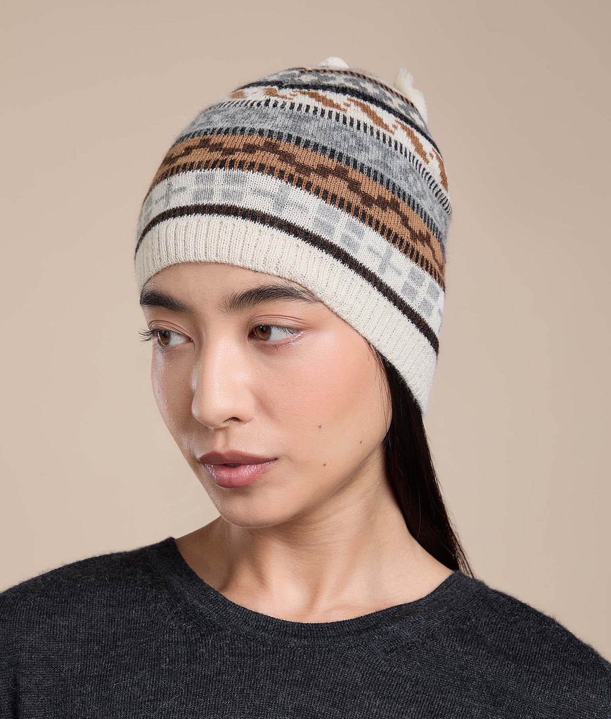 Gorro Jacquard con Pompon