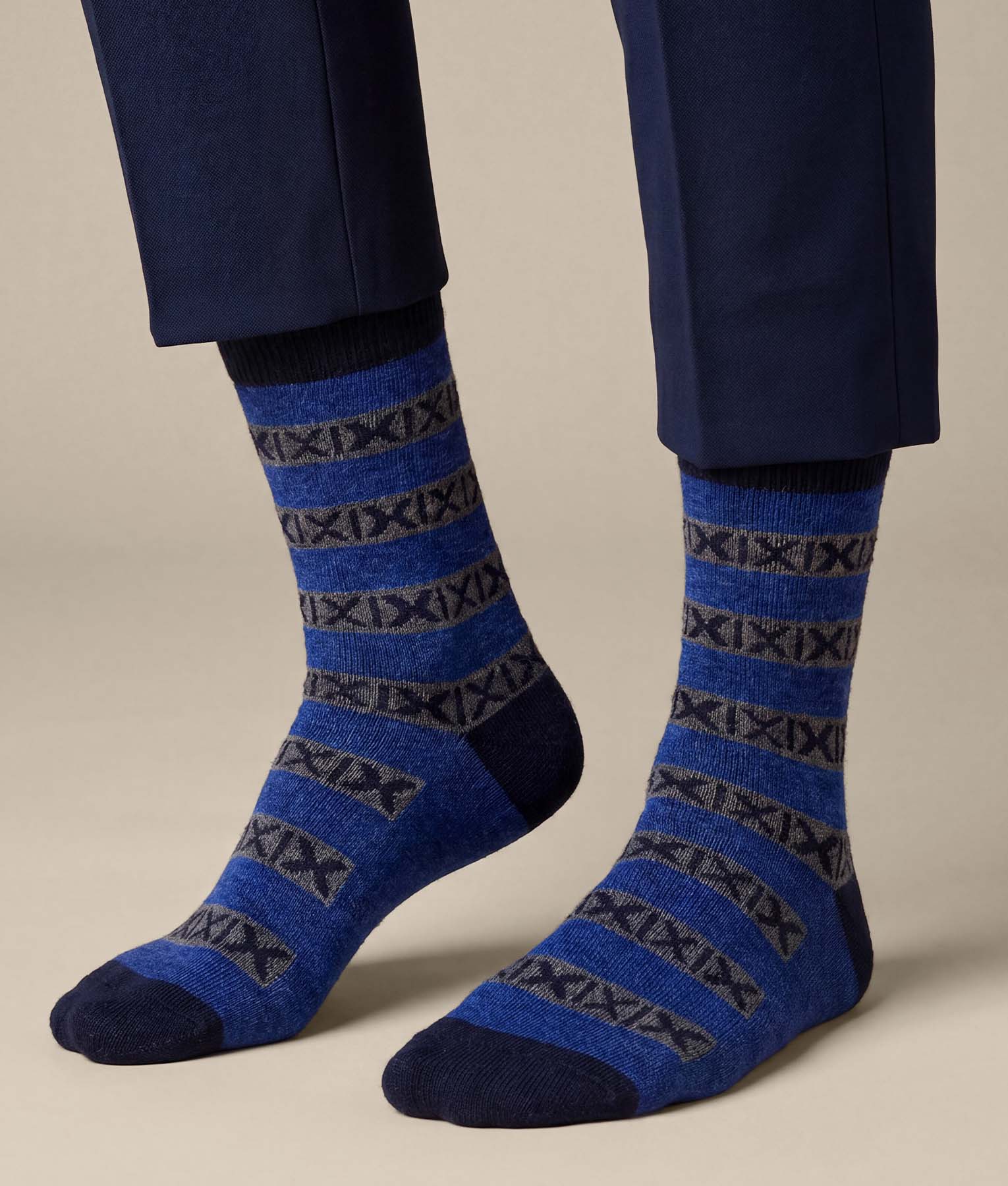 Medias a rayas para hombre