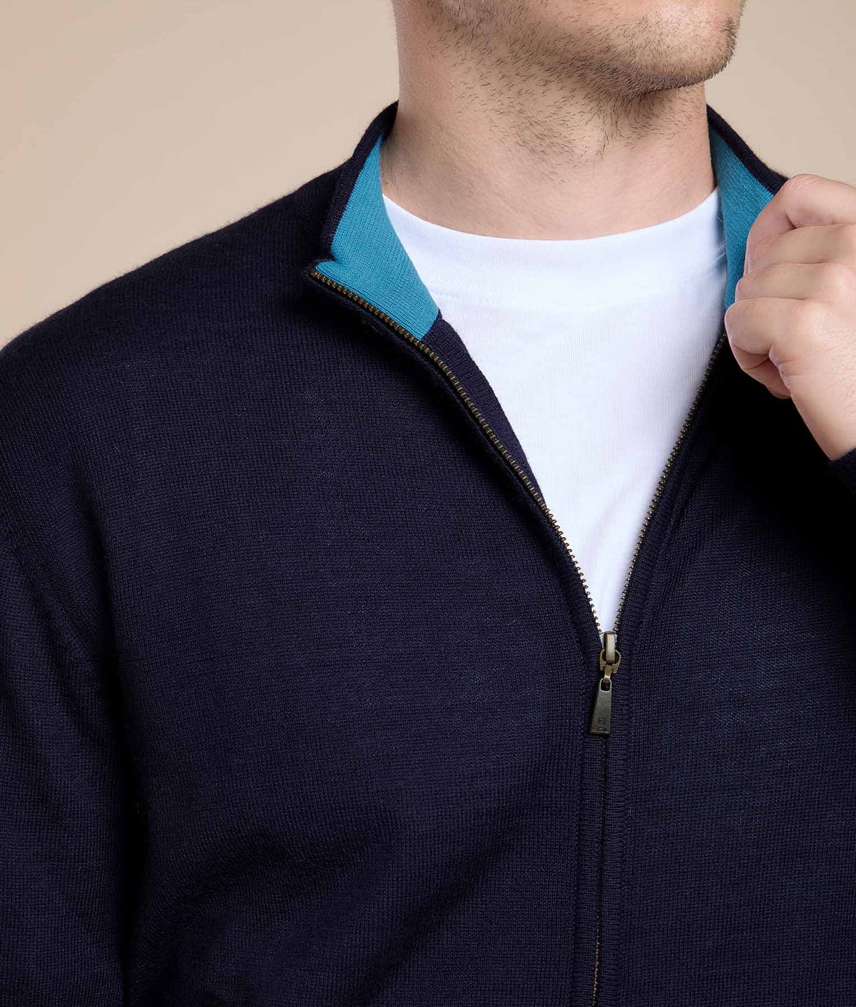 Cárdigan con Cuello Alto