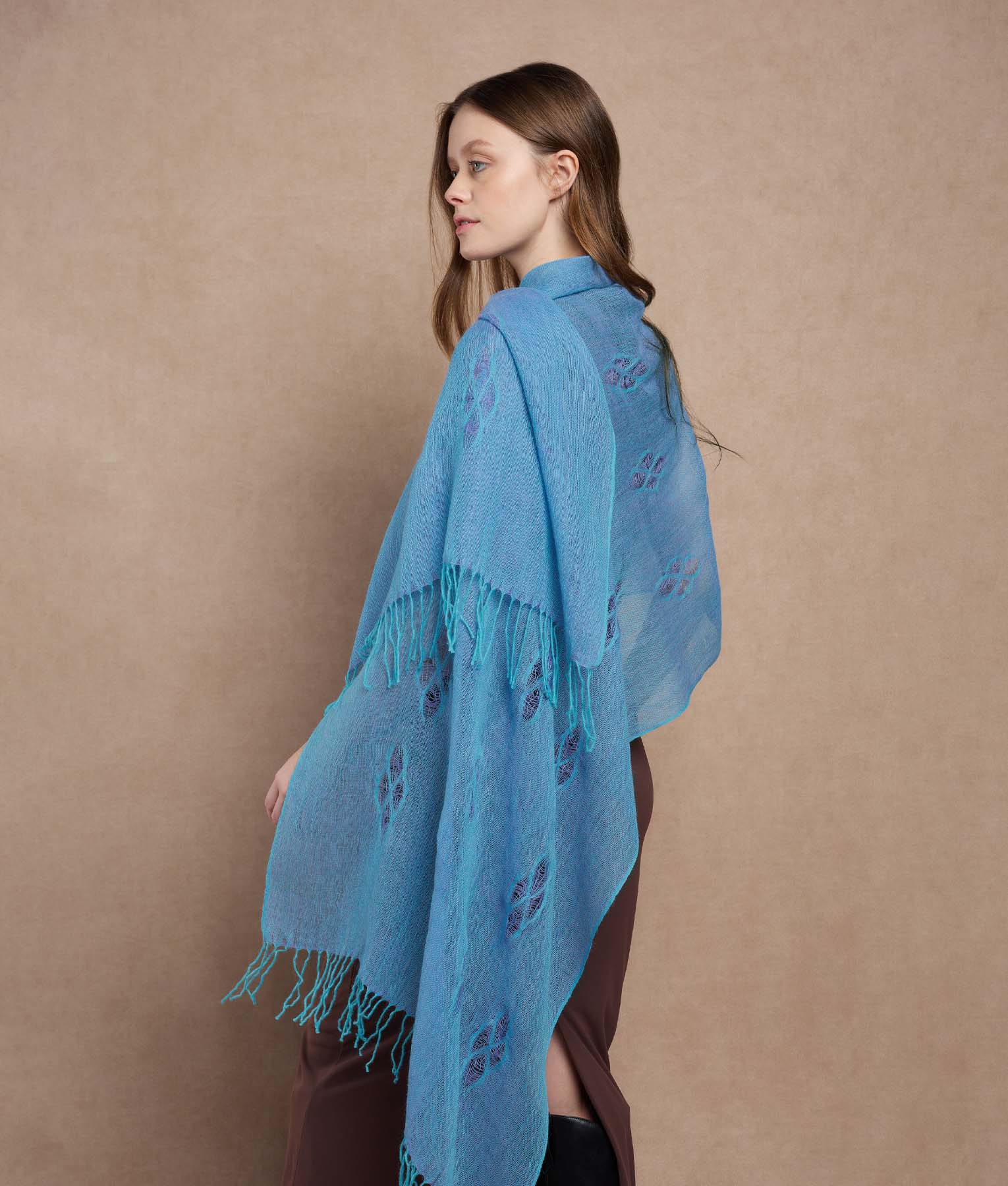 Estola Cocos Twisted Fringe - celeste margarita y morado claro